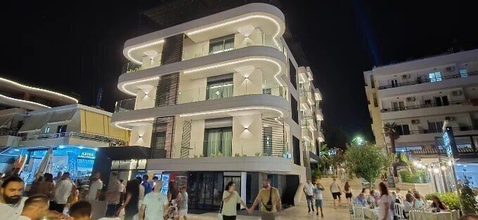 Отель Hotel Lion Gate 3*